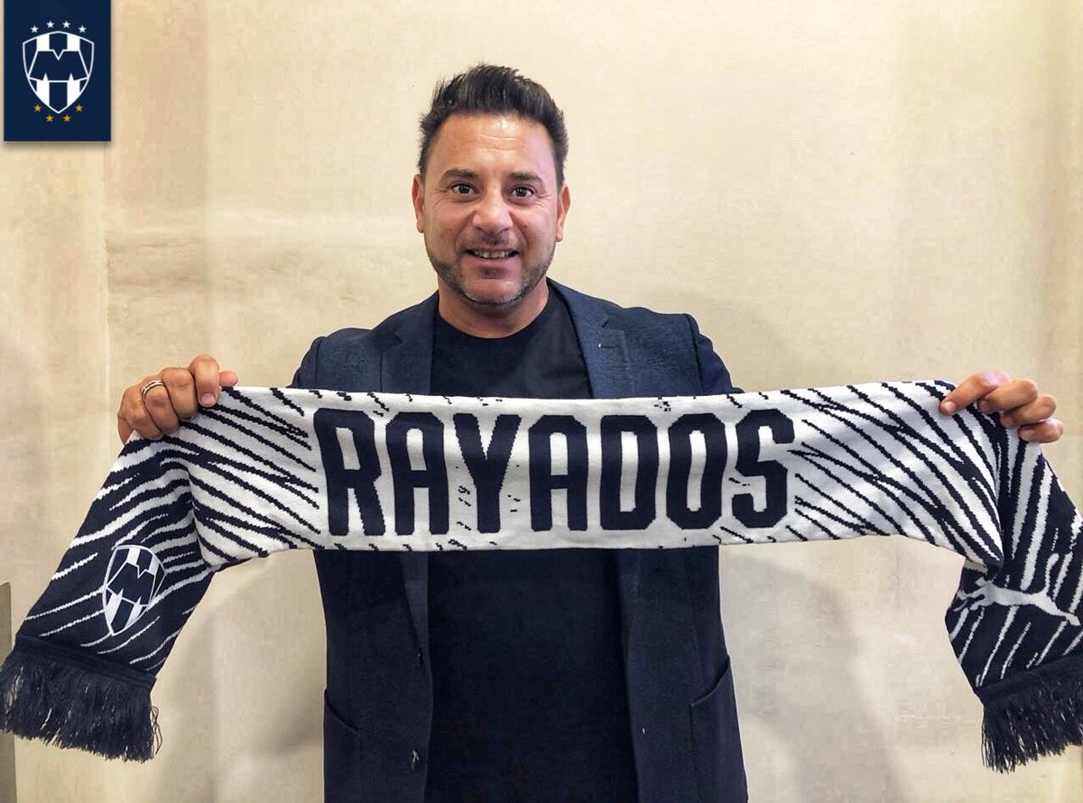 🙋🏻‍♂️| ¡Bienvenido a Casa, Antonio Mohamed! 

Soy Antonio y Soy Rayado.

#ArribaElMonterrey 🔵⚪️