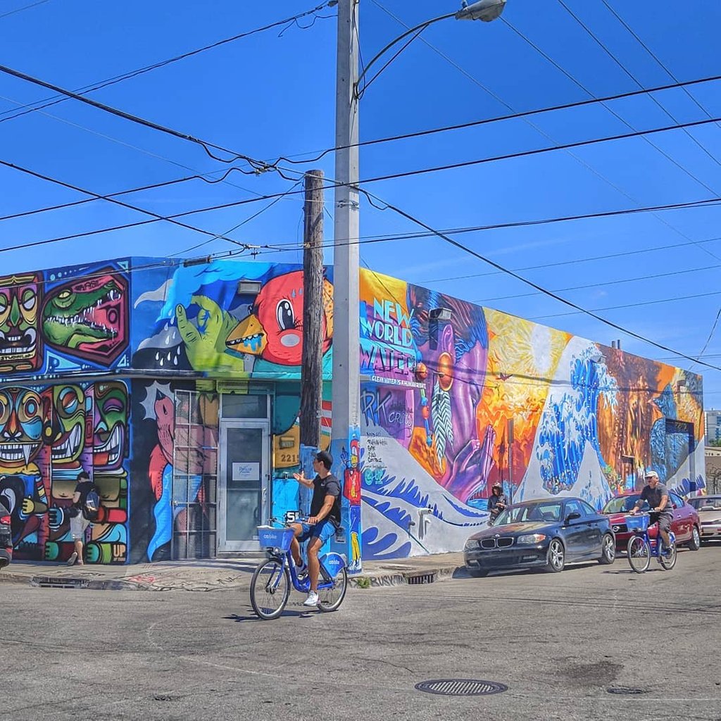 CitiBikeMiami's tweet image. @volvoshinez knows how to Wynwood.

Tag us in your post so we can share how you do Wynwood.   #madeindade #jwakefieldbrewing #drinklocal #street #hypebeast