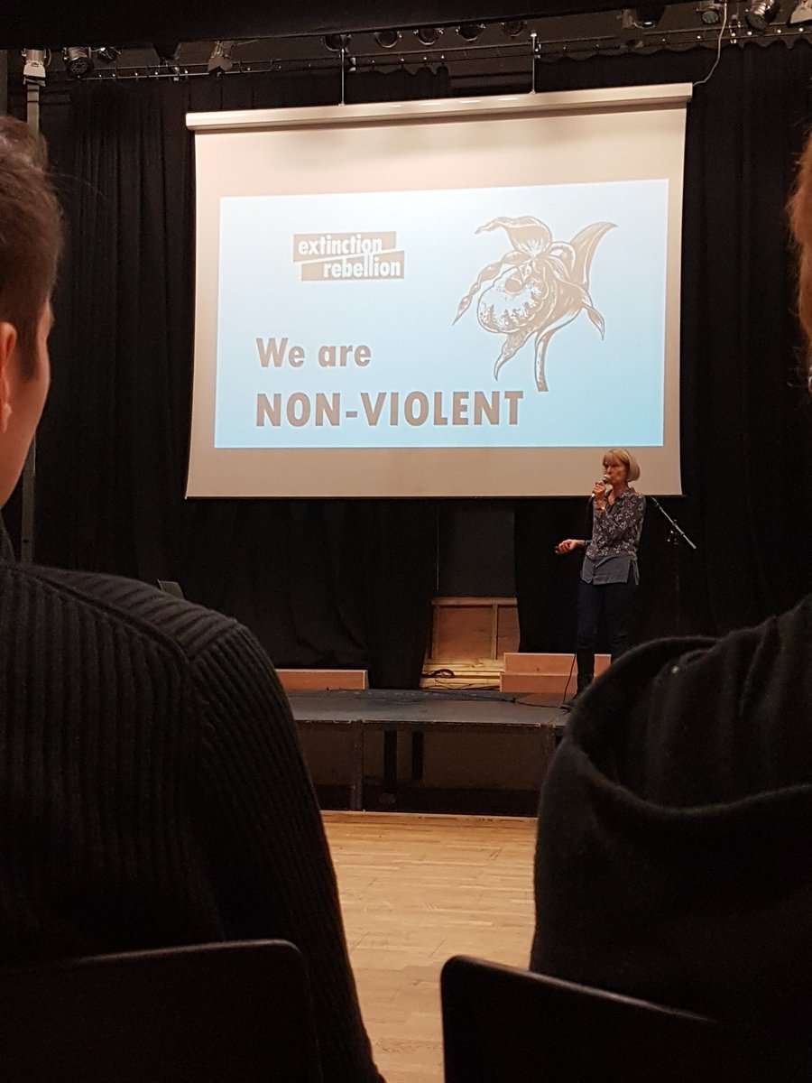 Thank you <a href="/ExtinctionR/">Extinction Rebellion Global</a> for talking at convention 2 today.