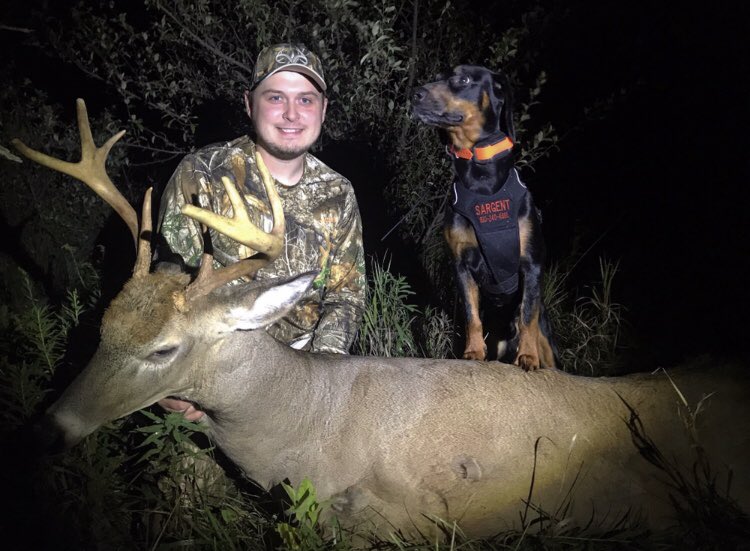 Not one of my biggest bucks, but definitely one of the most unique! 🏹#puremichigan #chasingwhitetail