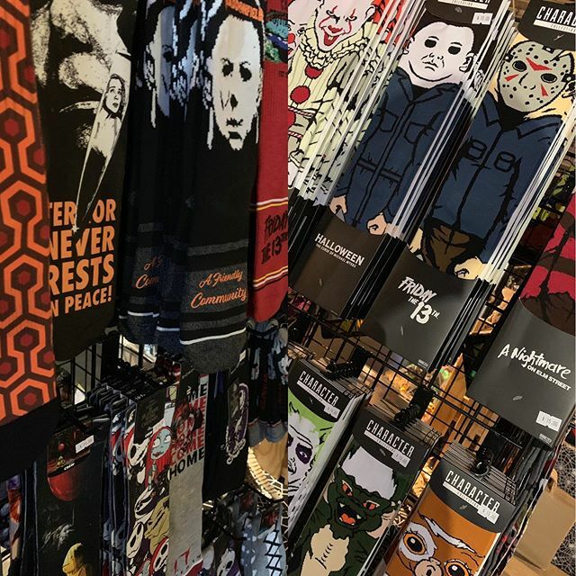zoltangal's tweet photo. SOCKPLAZOOLA here at @hexcalgary this weekend!

Halloween, Friday the 13th, Nightmare on Elm Street, Gremlins, Goonies, Pennywise and even.... the Golden Girls!

Pop by booth 420 for a look this weekend 
#hexcalgary #hexcalgary2019 #zoltangal #horrorsocks https://t.co/Apqivm9JuY https://t.co/vqnXfuAxuK