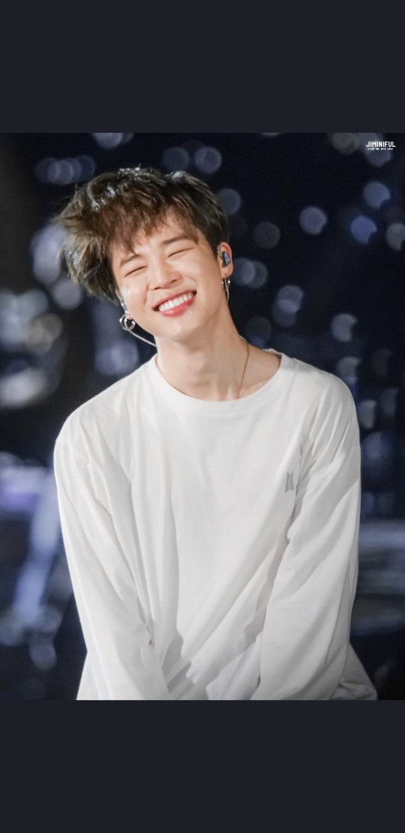 TaverMeire's tweet photo. Escolhi te amar ae te eternizar até o fim dos meus meus dias vc é td pra mim 💜💜😭😭E merece toda a felicidade do mundo💜🥰😘 #OurSerendipityJimin 
@BTS_twt https://t.co/MZ8BRAtdfP