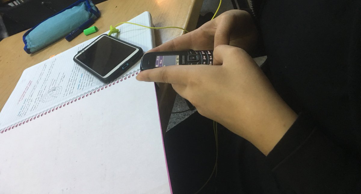 Akıllı telefonu bırakmış?