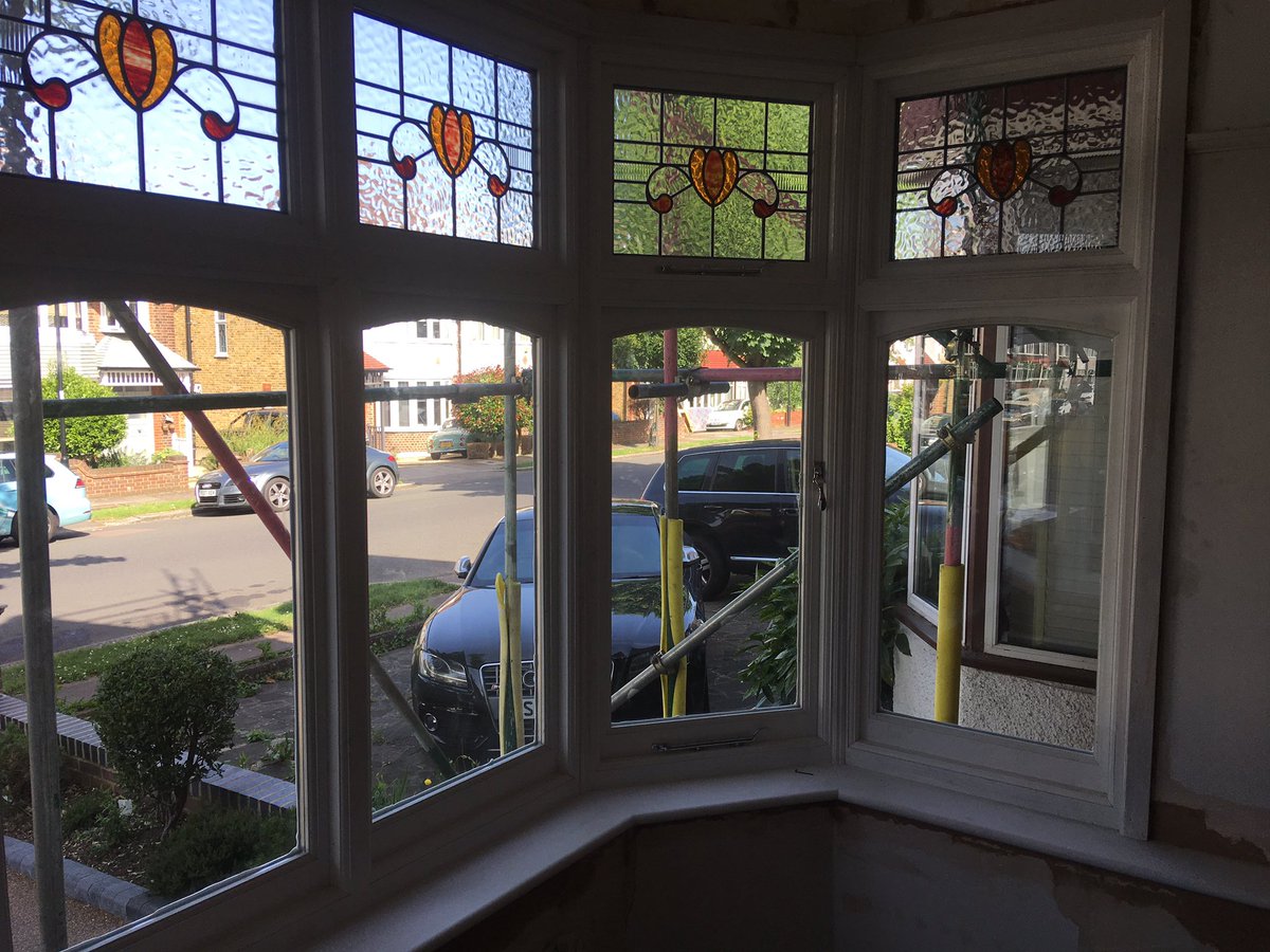 SashWorksSimon's tweet photo. New wooden windows#joinery#carpentry#windows#sashworks https://t.co/7ONI1yqYU2