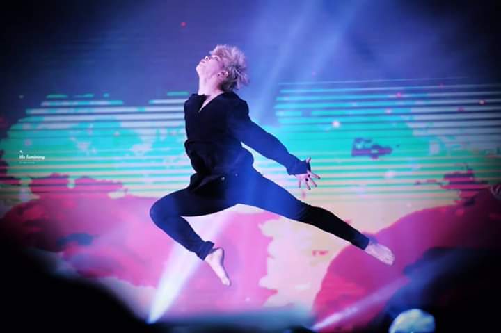 TrmH16's tweet photo. I love you❤ My angle😇
Tuổi mới thật hạnh phúc và bên cạnh Bangtan mãi mãi anh nhé 💖
Borahae 💜💜💜 
#HappyBirthdayJimin https://t.co/ieZo6rvZCG