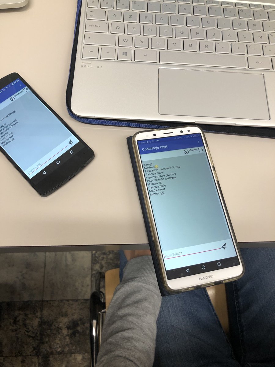 coderdojo1800's tweet image. #AppInventor team in actie.  #AppInventor + 
@Firebase = #CoderDojoChat 😀😃😃 @CoderDojoBe  @BibVilvoorde