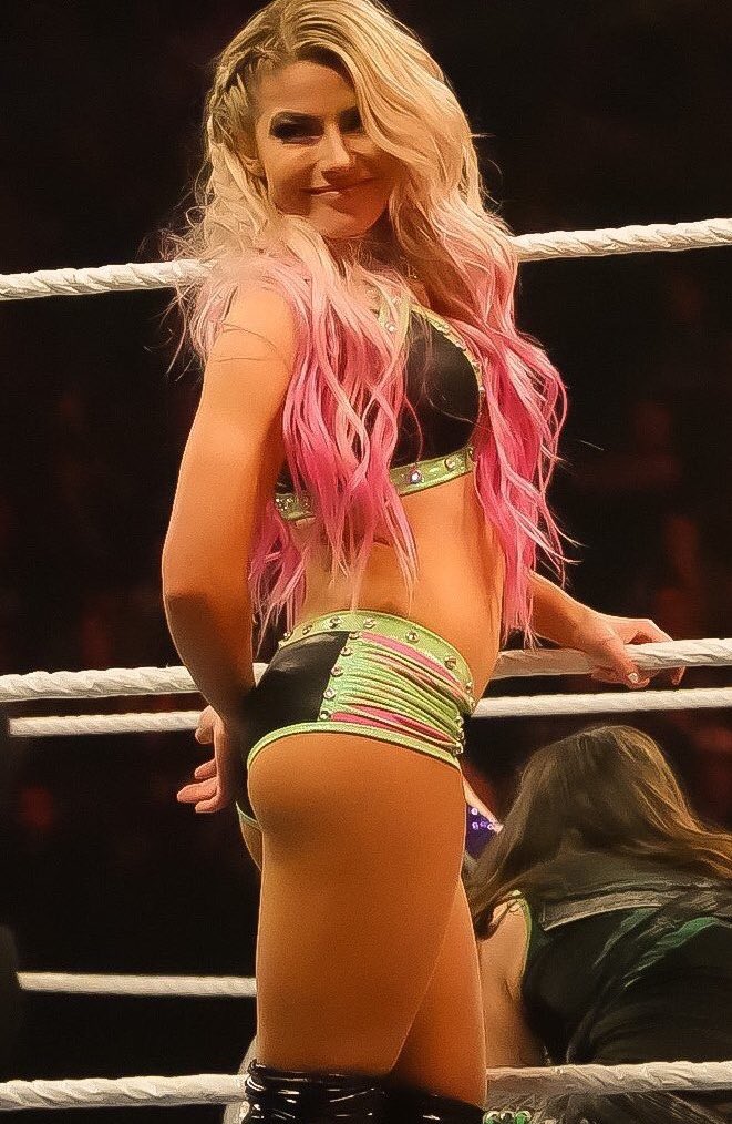 Blissful poses: Alexa Bliss #WWE #WWERaw #CrownJewel #WWEonFOX.