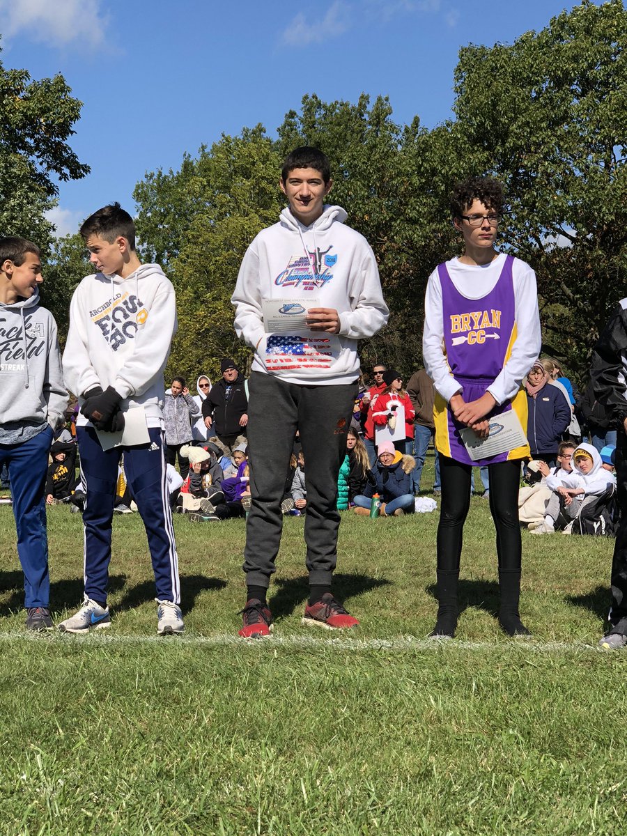 LibertyCenterXC's tweet photo. Great job Vince for achieving All-League honors! Vince placed 8th today with a 21 second PR. Awesome job Vince! https://t.co/gzT0blAtia