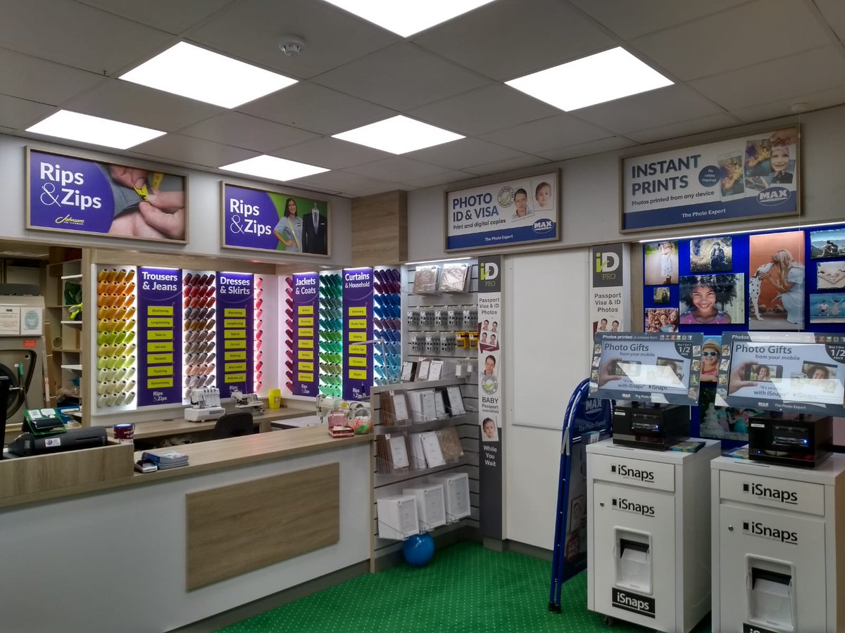 Wrexham all ready for opening day tomorrow after refit. Thanks to <a href="/bossman190460/">Bill Taylor</a> for all your help over the last few days <a href="/MOJOarea61/">MOJOarea61</a> <a href="/MOJODryCleaners/">MOJO</a>