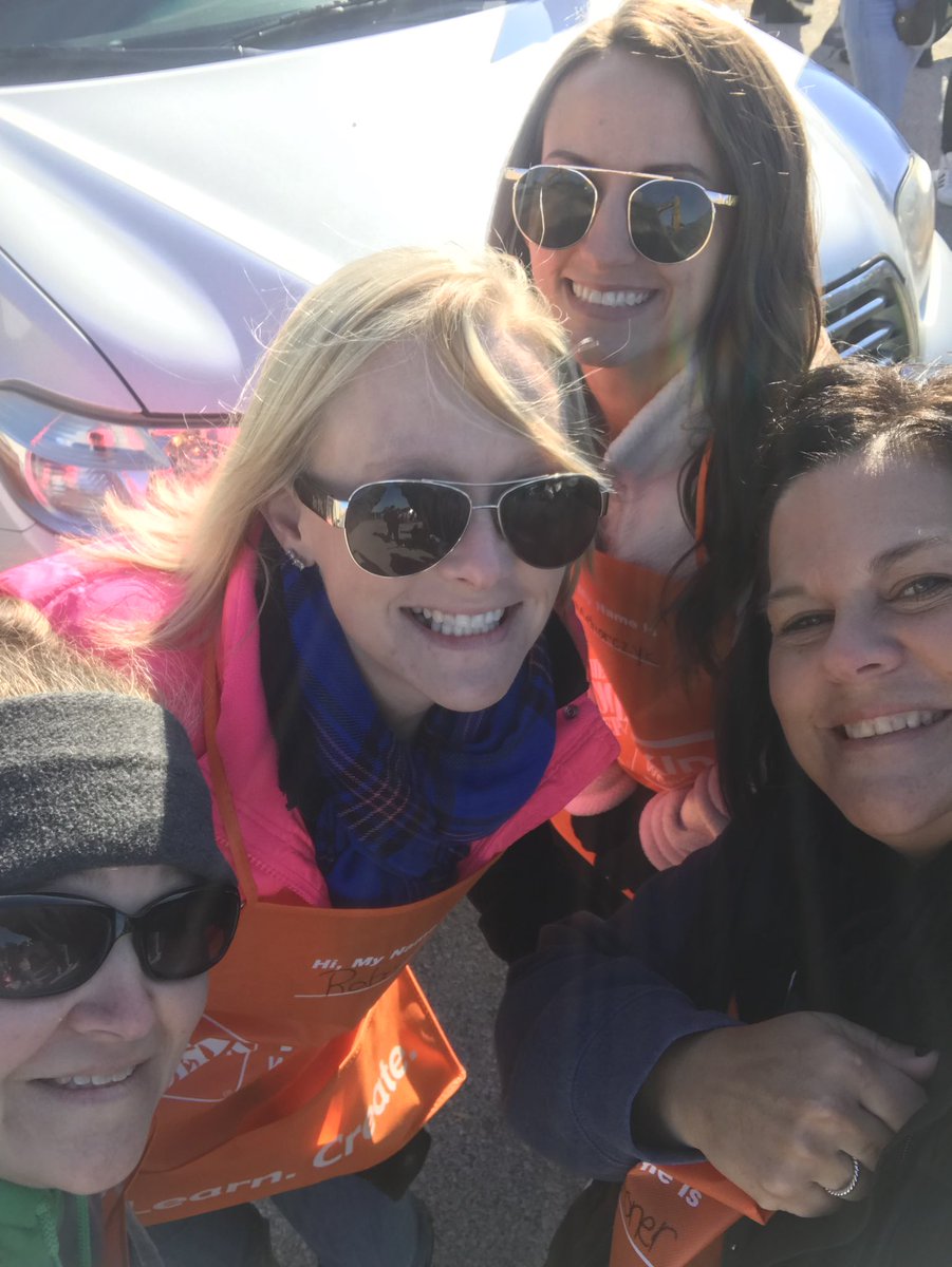 <a href="/OakGrove_202/">Oak Grove Elementary</a> was representing well at the #TurnerDays Parade this morning. Great job #PTA on the float! #turner202strong