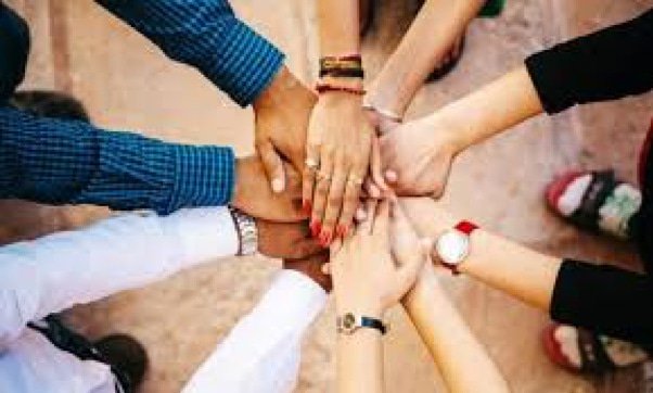 EITH_Community's tweet photo. 📢 Do you have a flair for photography? 📷 Take a picture that shows the spirit of our Alumni community best, post it on https://t.co/wMYapjdD1N or send it to alumni@eihealth.eu by 15 November. The top three will be awarded at the EIT Health Alumni Summit in Paris https://t.co/uGjHiE3MjV