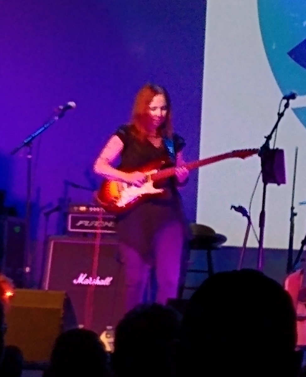 brianzmusic's tweet image. Day 2 of #ProgStock2019 launches with the @janegetter Premonition (with @AlexSkolnick &amp;amp; @RandyMcStine as sidemen!): knotty, ear-stretching metal/fusion 🎆 that certainly woke my butt up on this Saturday morning!