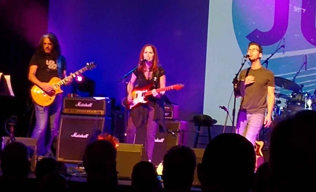 brianzmusic's tweet image. Day 2 of #ProgStock2019 launches with the @janegetter Premonition (with @AlexSkolnick &amp;amp; @RandyMcStine as sidemen!): knotty, ear-stretching metal/fusion 🎆 that certainly woke my butt up on this Saturday morning!