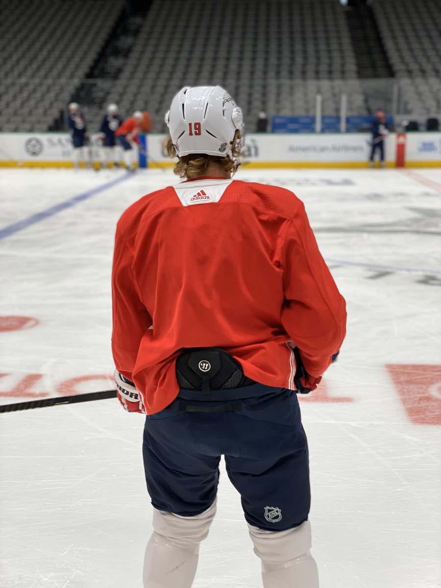 Capitals's tweet photo. ๐ธ Flow ๐ธ
Whoโs your early season #FloBro leader?
#ALLCAPS https://t.co/YYL9tjj2sA