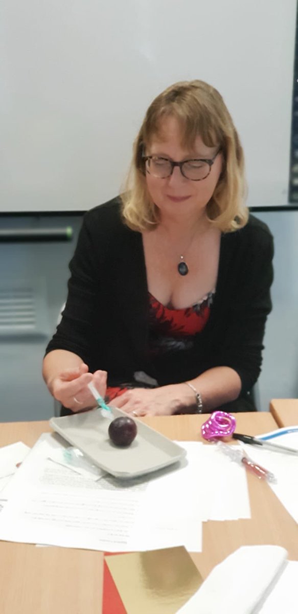TraceyhsmithCBT's tweet photo. Amazing participants at the blood injury and injection phobia workshop today. Excellent peer support and bravery shown by all #jabdone @NWBoroughsNHS #FluFighter @SarangiZoe https://t.co/unsAQWBJyC