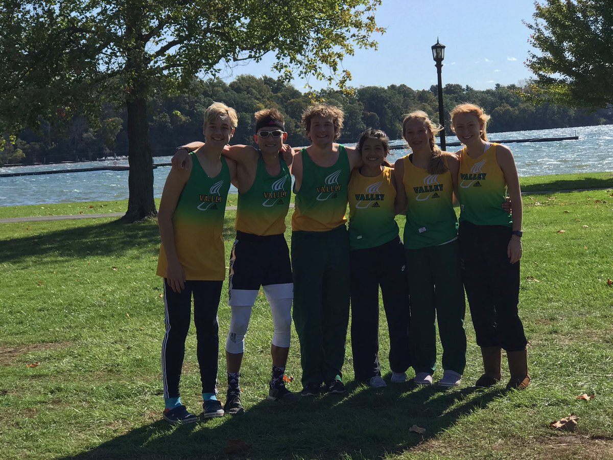 TValleyAth's tweet photo. Congratulations to Matthew, Mitch, Chase, Valeria, Ava, &amp; Ella on advancing to the CC Regional! https://t.co/B1tsNWAAtq