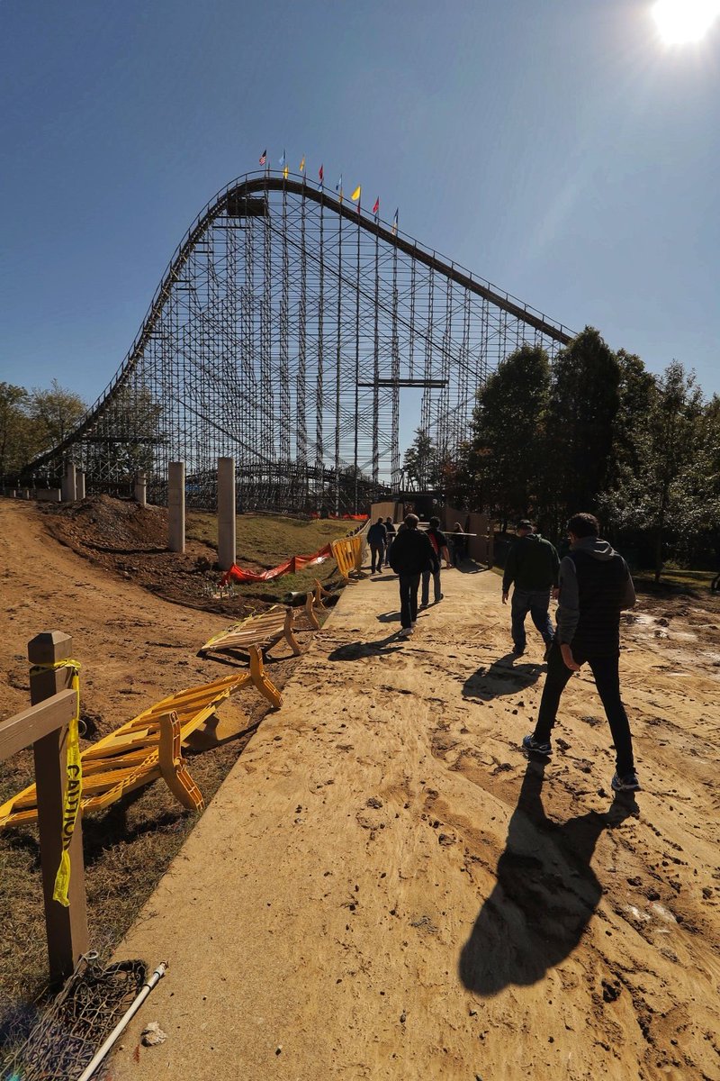 WaterSlideDB's tweet image. Good morning from @HolidayWorld. Got a close up look at the construction site of Cheetah Chase on a tour today with @MidwestACE group!
