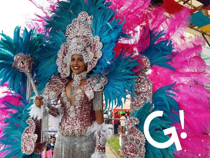 Viva_Managua's tweet photo. Esta preciosa jovencita es la reina del #CarnavalAcuatico en #RioSanJuan . https://t.co/mB4Me1kw7z