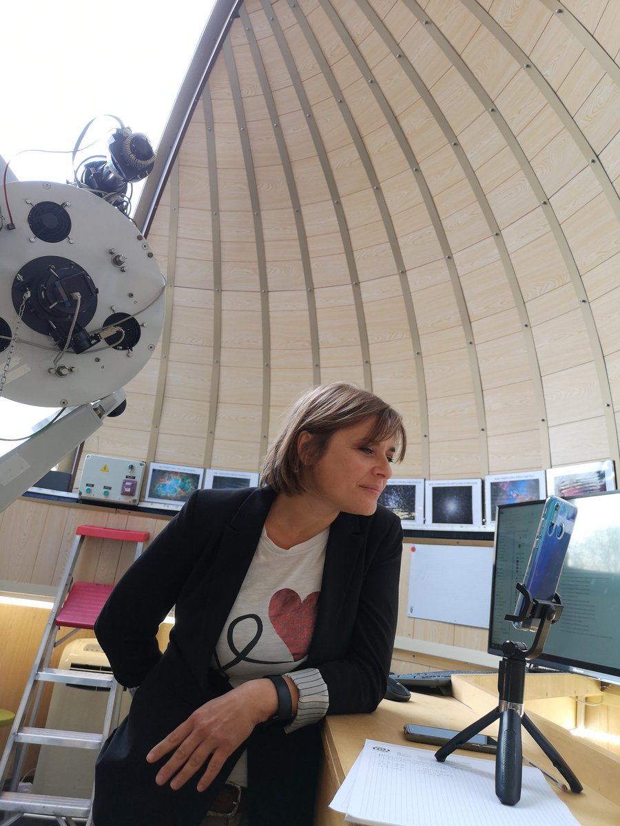 MuseodelBali's tweet photo. #SpaceTalk
Ci siamo anche noi! La Direttrice Francesca Cavallotti intervistata dai ragazzi del I.S.I.S Einaudi di Bergamo.
Live 🎙️ dalla cupola del #museodelbalì
@esa @ESA_Italia https://t.co/1GeoVRsYgu