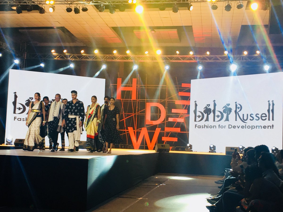 DrShantaThoutam's tweet photo. It’s a wrap at #HyderabadDesignWeek in #Hyderabad with @bibiprd #RinaSingh, #Jayashree, #UdaySurya, & @hilodesignco presenting real awesome handloom wear. Congratulations on the success of another global event, @KTRTRS @jayesh_ranjan @TelanganaCMO @worlddesignorg @HydDesignWeek https://t.co/cBAazNEgAE