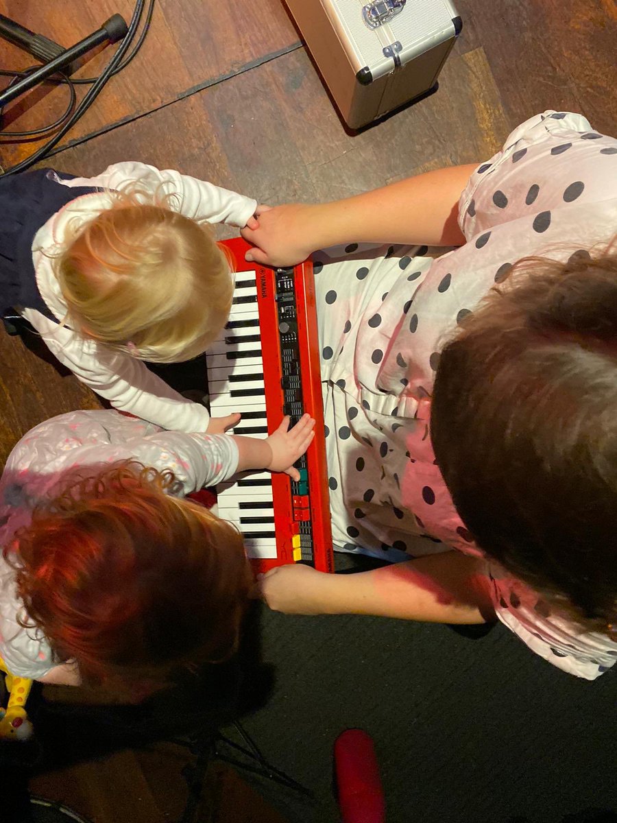 had an absolute blast at Music Nest today. Here’s Claire with some mega fans/or organ fans. If you want us to play your child friendly show let us know! ❤️