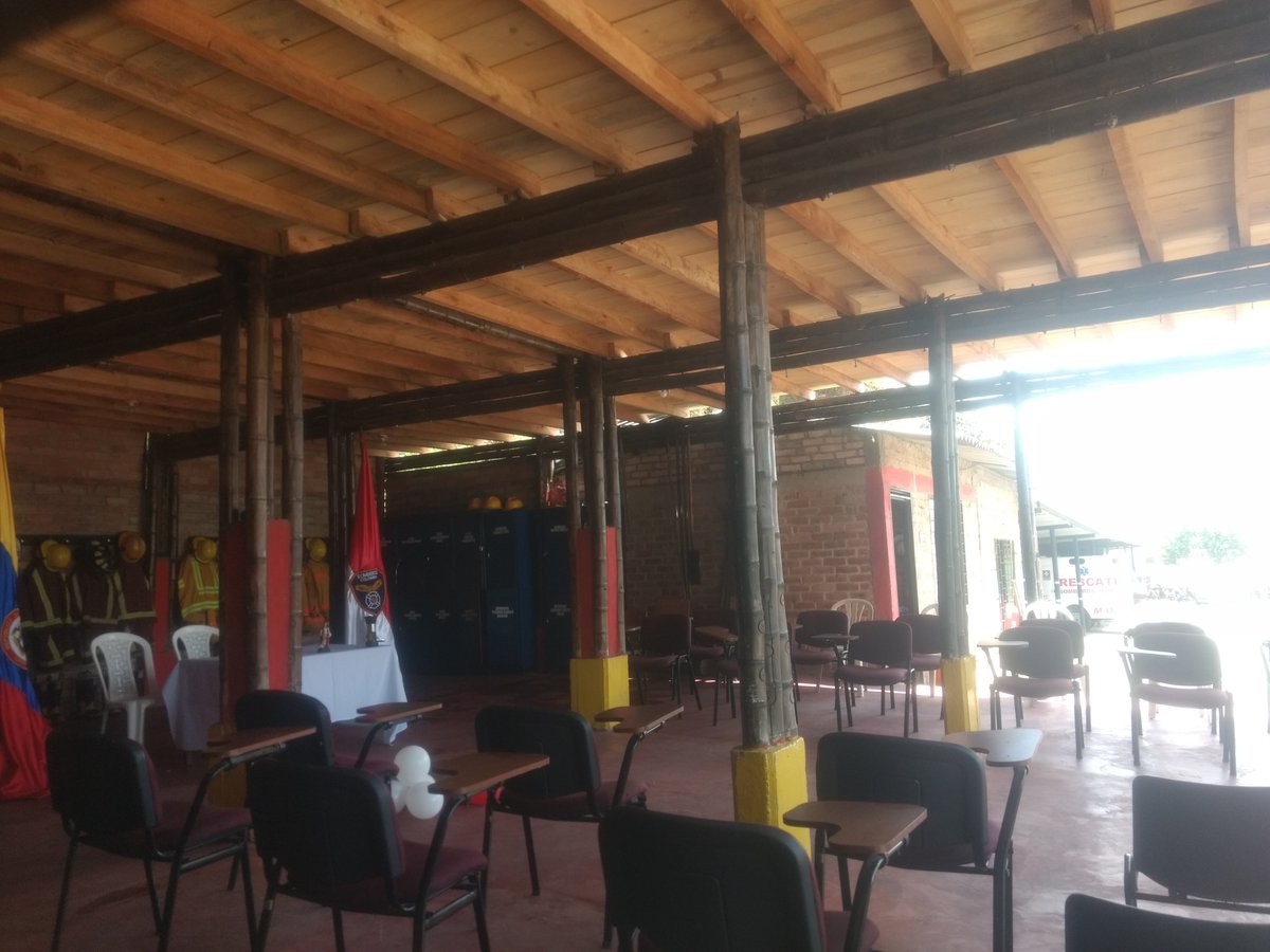 Ultimando detalles para la gran ceremonia de grado y asenso de oficiales, suboficiales y bomberos