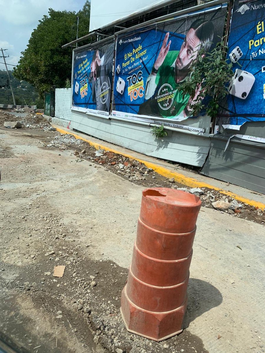 JoseCarlosT's tweet photo. @AGUCDMX @AdrianRubalcava que bueno que repararon la fuga de agua sobre la carretera a la altura de la entrada a vista hermosa, pero terminen las cosas bien por favor!!! No dejen las cosas a medias.. terrible https://t.co/MdNg1DKCix