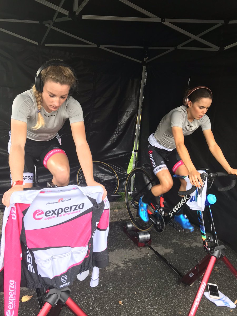 ladies_sprint's tweet photo. That was a tough one. On an energy sapping course the riders stayed strong to the end with @annakaycx taking 4th place and @aliciafranck 10th. Tomorrow we have @manon_bakker_ racing the super prestige in Gieten and @marionnorbertriberolle racing the French Cup. #experzaprocx https://t.co/GTJnyQqKYQ