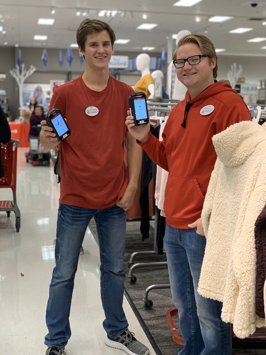 LM Cory showing our new advocate, Ean, the ropes with mobile checkout on a busy Saturday! Way to go Cory &amp; Ean! <a href="/WendyfromTarget/">Wendy Guadarrama</a> <a href="/emily_lindaaaa/">Emily Linder</a>