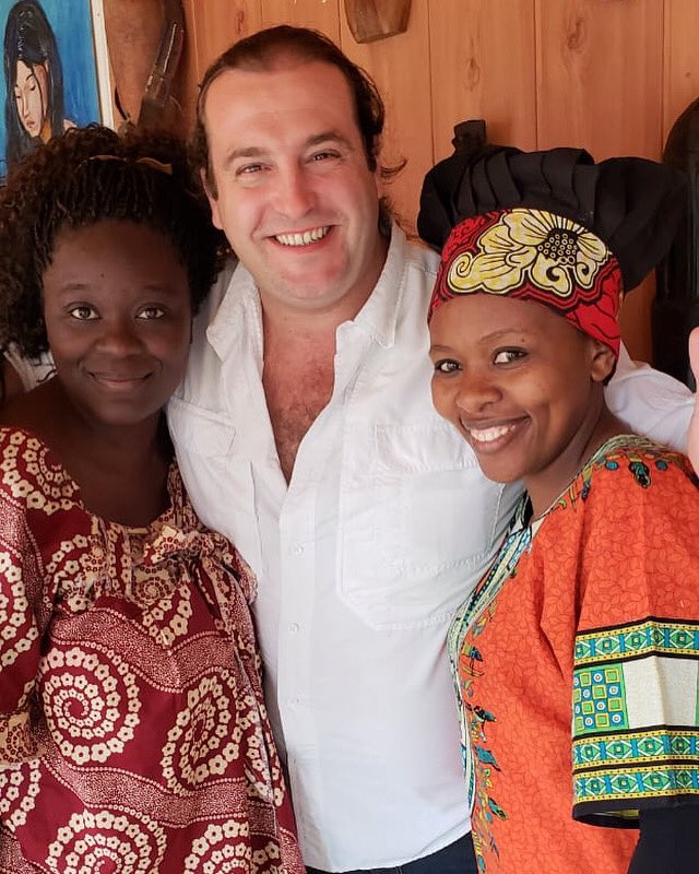mikelzulueta's tweet photo. Ya partimos “Cocina Sin Fronteras”, con los sabores y la cultura de ÁFRICA, comentemos el programa con el #cocinasinfronteras @canal13 @lo_valledor https://t.co/8t97TkxWj9