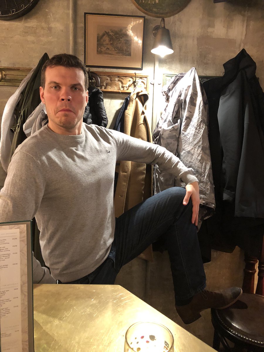 reets35's tweet image. Hi @RealMattLucas  I’m just with your cousin @JoeWHSG and I just wanted to say.....Pull Me Off #Catterick