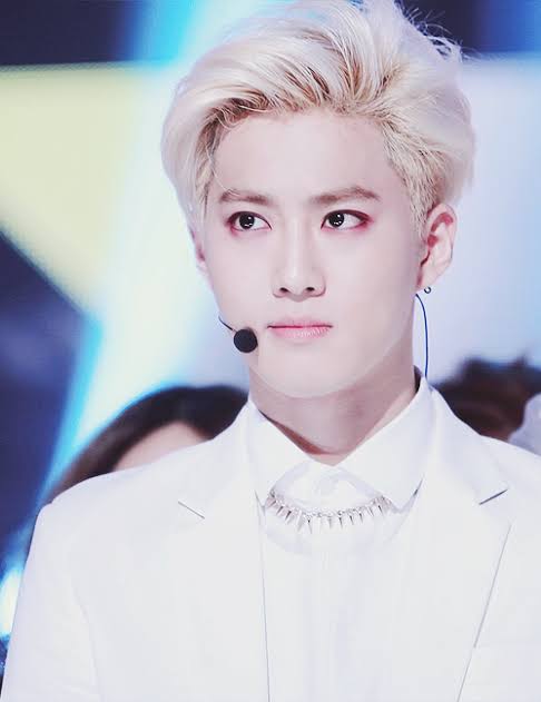 Suho as Dr. Carlisle Cullen-most responsible-leader-father of the group