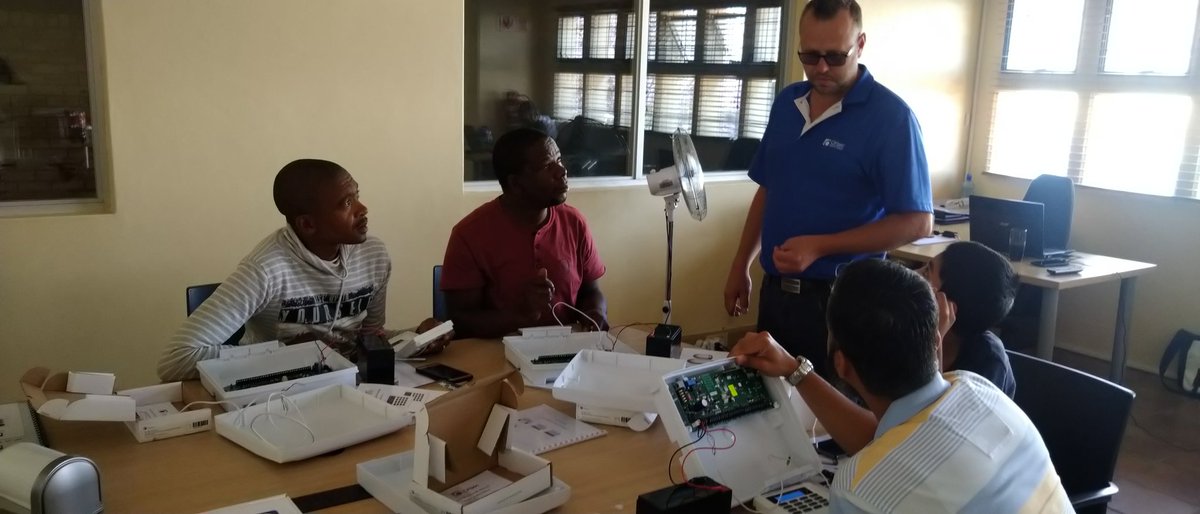 TyroneR43494833's tweet photo. Orisec training #orisecsa #alarm_security #Training https://t.co/tHeFi9hBeR