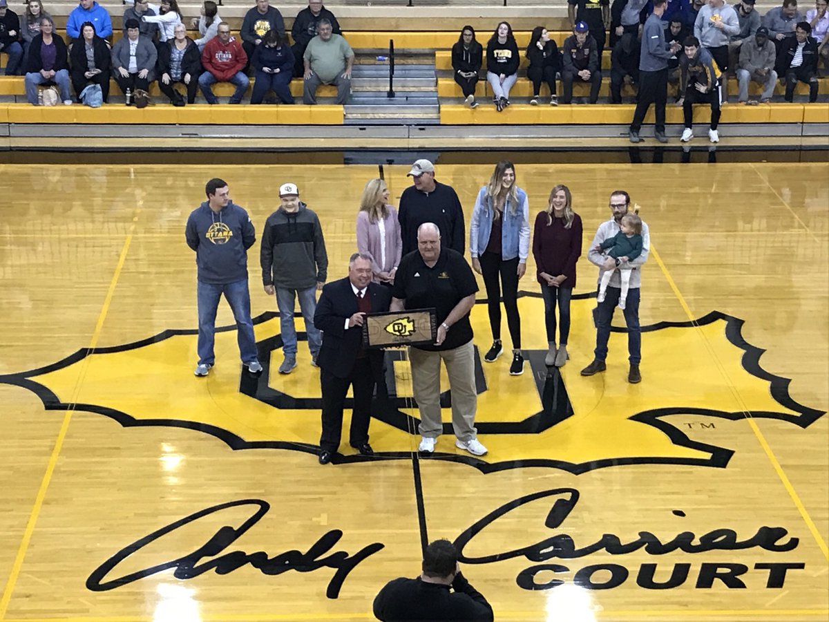 CGroveBraves's tweet photo. Andy Carrier, CGHS Class of 1977, officially had the Wilson Fieldhouse court on the campus of Ottawa University named in his honor. Congratulations Andy! #GoBraves #Braves4Ever https://t.co/uXccNearY1