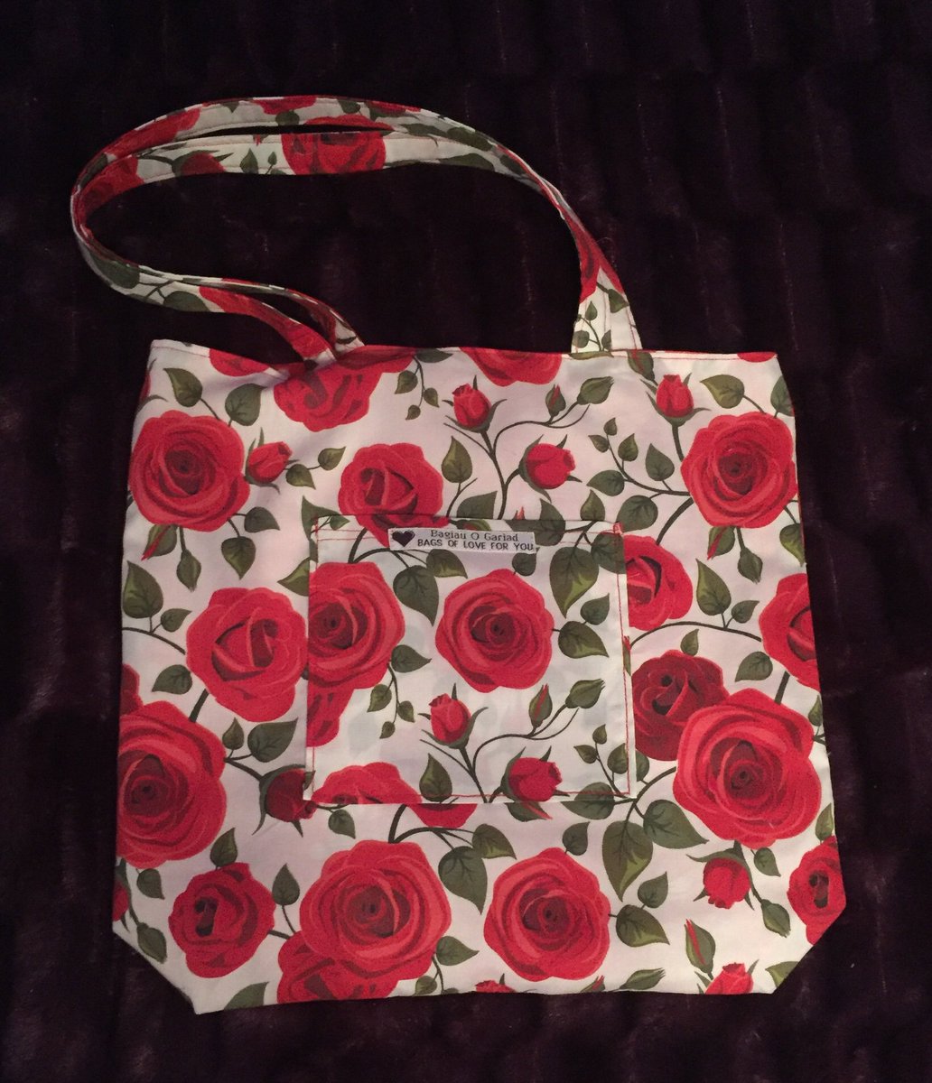 BGariad's tweet photo. Want a bag to shop today 
Look at this gorgeous foldaway 
A bag in a bag to store in your bag
Really useful, not a drag
No more plastic will you need 
This bag is perfect, yes indeed
#noplastic # nopvc #ecofriendly #washable #reusable #gifting #bagsoftwitter  #helpsavetheplanet https://t.co/1dAGj9P6Du