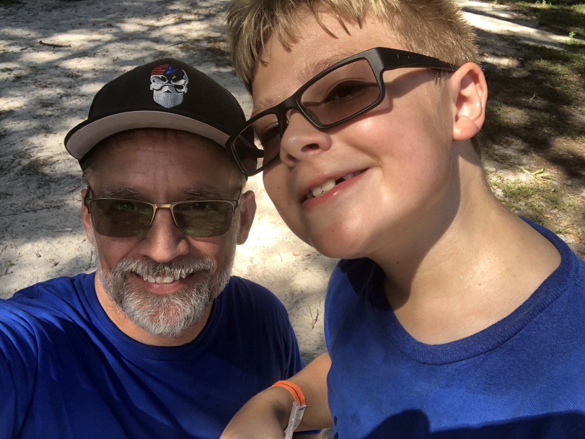 JeffroJoiner's tweet photo. My little Gators were showing off their throwing arms at the fall festival today! Gotta respect the technique. #futureqbs #gogators #gatornation https://t.co/KMDs56QFAG
