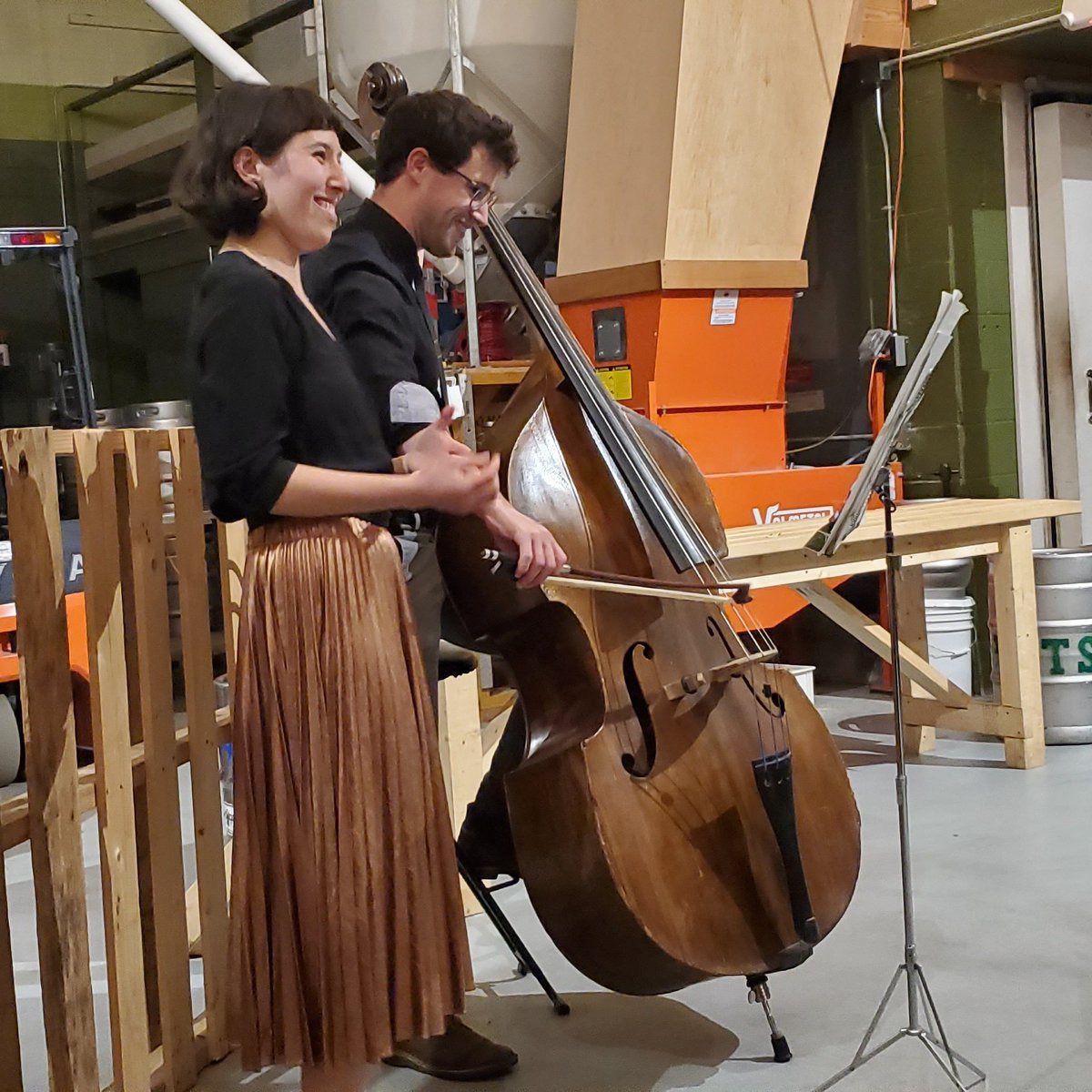 Hinge Quartet tweet media