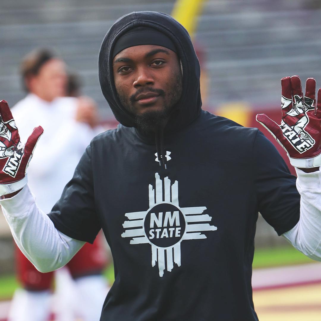 NMStateFootball's tweet photo. Feel good, play good.

#AggieUp https://t.co/Me5BqOEYFM