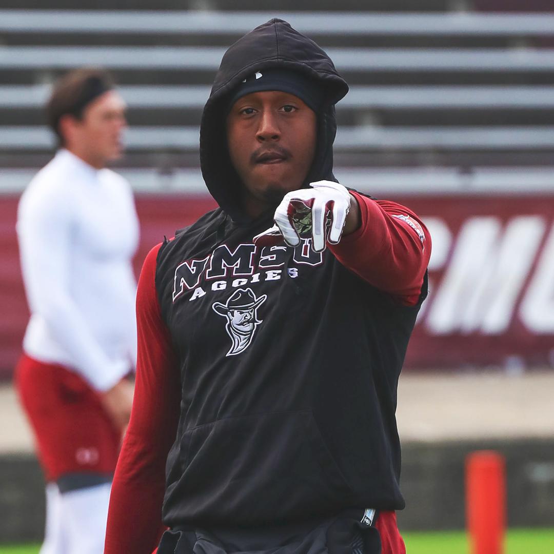 NMStateFootball's tweet photo. Feel good, play good.

#AggieUp https://t.co/Me5BqOEYFM
