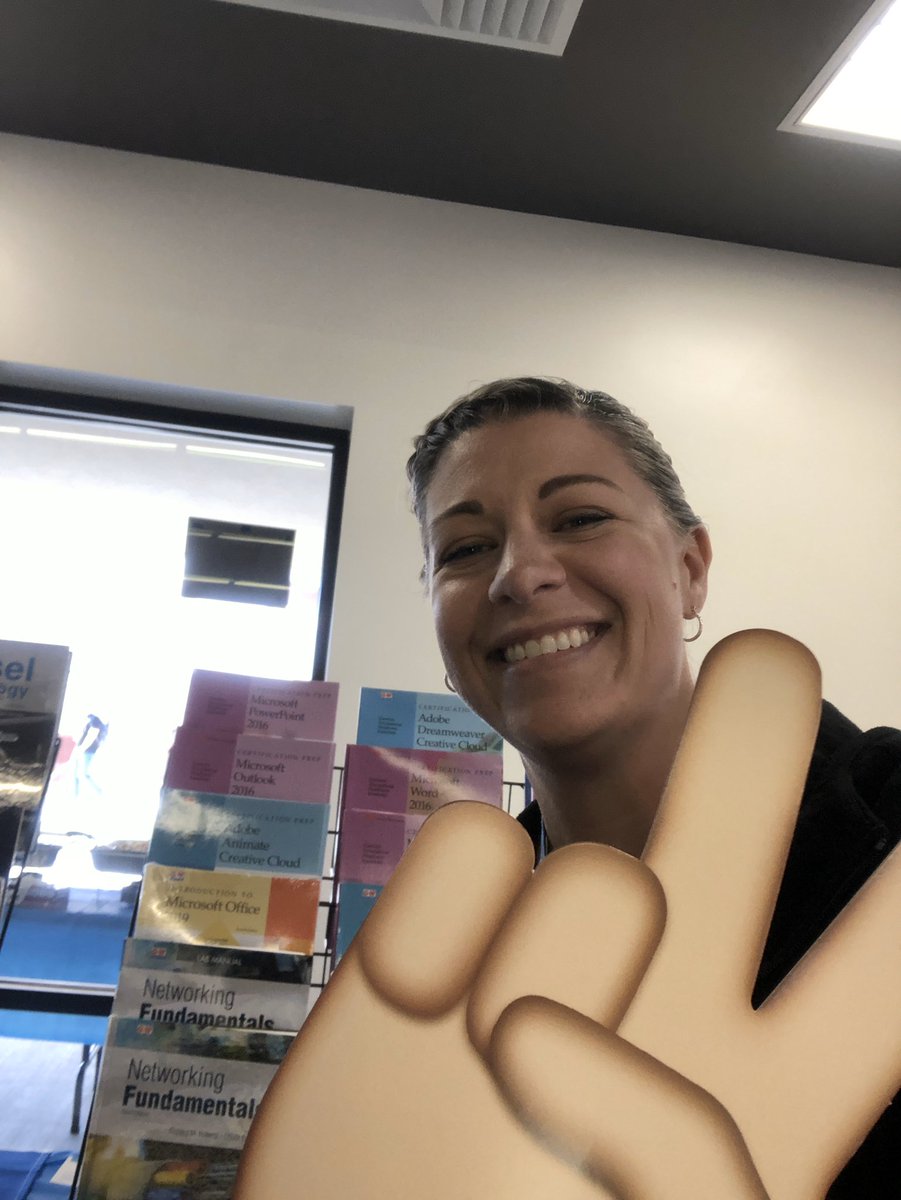 KristenVassalo2's tweet image. #stempilot