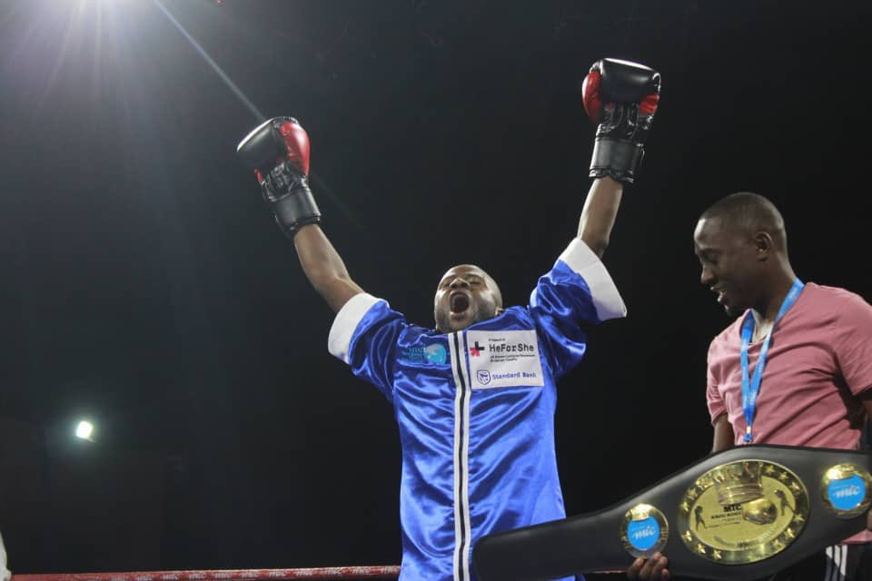 MTCNamibia's tweet photo. #mtcknockoutproject
@Mappz1 VS #Mufaro
Mappz wins with a first round knockout. https://t.co/D39SzoyZQi