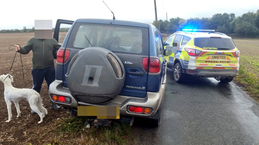 KentPoliceRural's tweet photo. Coursing has been the theme of the last few shifts for the teams. Several vehicles stopped, occupants checked, searched & appropriate action taken. NL #RuralCrimeWeekOfAction #OpGalileo https://t.co/Y2wP6KOJWy