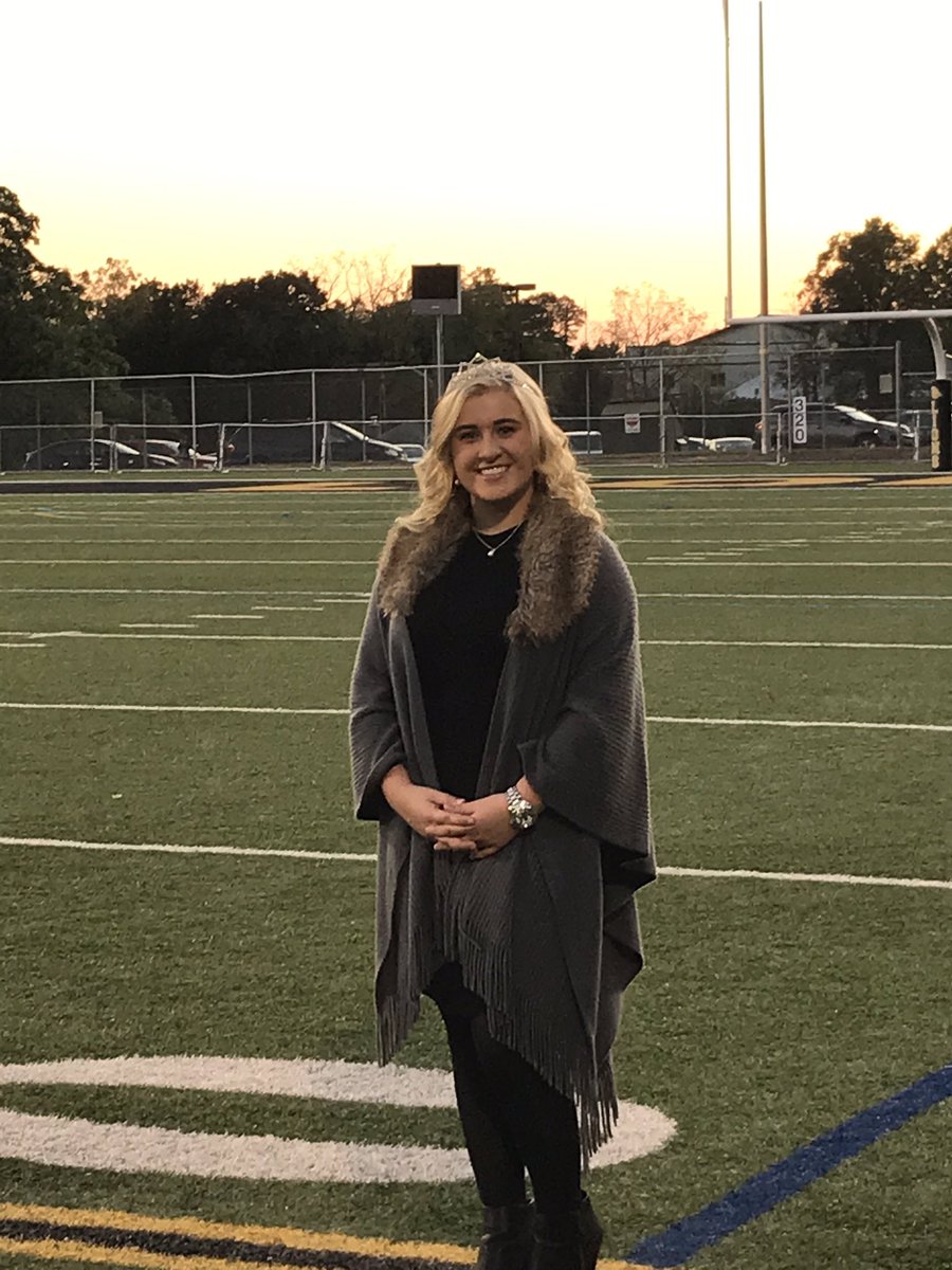 Congratulations to Gianna Dovell, hoco Queen!