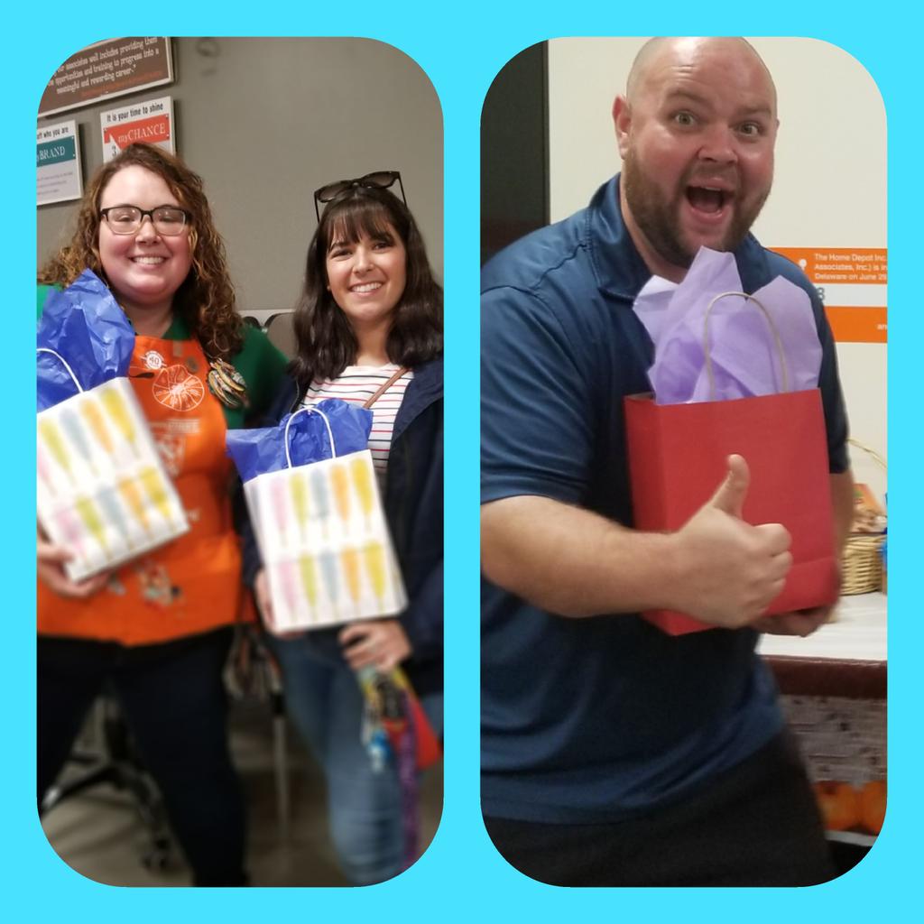 drobs1369's tweet photo. Celebrating a few back up cashiers with pens, tshirts, highlighters and more #store0969 #thanksforallyoudo
#teamplayer  #orangepromise 
@nyyroro @jenfullerHD @CoreyLiliston @pmcguire1978 #youguysrock https://t.co/zSOlRxrpQi