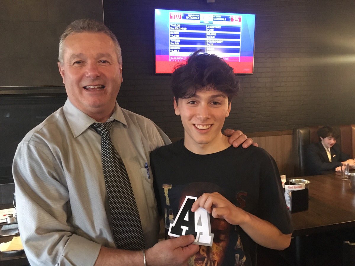 MidgetJets's tweet image. The @MidgetJets are happy to announce their leadership group for the 2019-2020 season. 
©️: @JordanSi08 
🅰️: #9Gounder, #10Jang 

#WheelsUp🛫