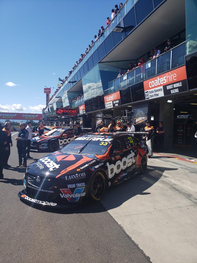 peter_adderton's tweet photo. Down in Australia for the great Race with Boost mobile racing team ... https://t.co/gvPk9btkLM