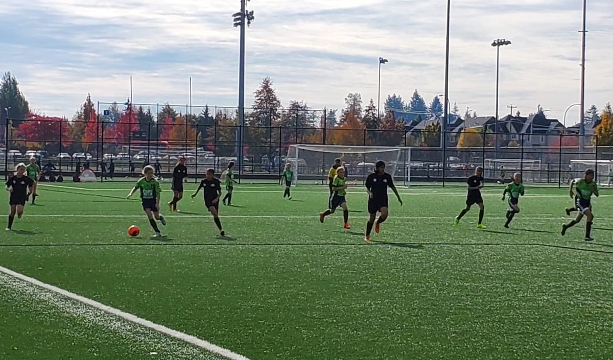 SurreyUnitedSC's tweet photo. Huge shout out to our friends @vanufc for a great day of #highperformance academy matches. See you on your home turf in December! #HappyThanksgiving https://t.co/dro0OGCzMY
