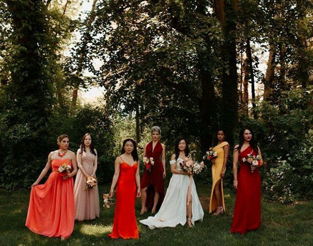 Fall feels and mismatched bridesmaid dresses...what more could you want? This week's #BestBridalInspiration goes to @madelinerosephoto ⁠and these stunning ladies! They look absolutely stunning together, and all we can think about how awesome it is th… bdgtsvy.co/2B3hS6d