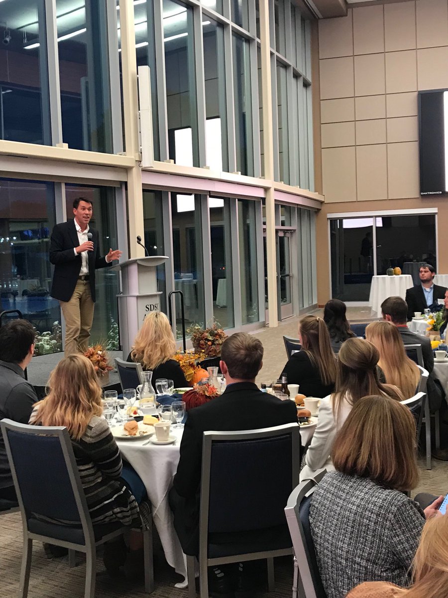 ksmitSD's tweet photo. ⁦@VanceCrowe⁩ is in snowy SD with our ⁦@SDFarmBureau⁩ Collegiate Farm Bureau taking us to the next level in thinking about the future of food and agriculture. #thinkbig https://t.co/0NQfUIf9jI