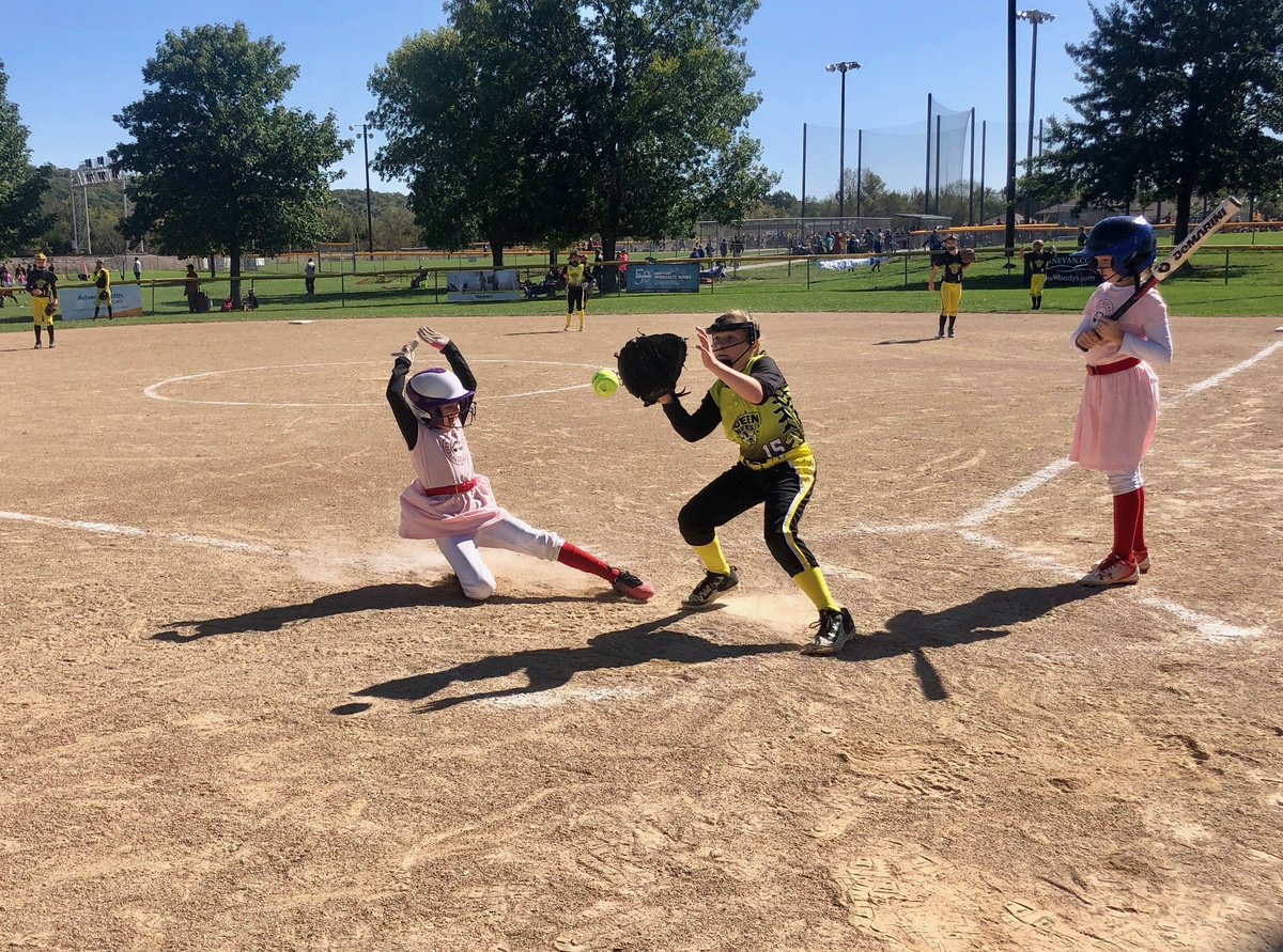 Safe at home!  Way to go Kaitlyn!!!  @PlayMSP #TopekaAngels10C #2019MonsterBash